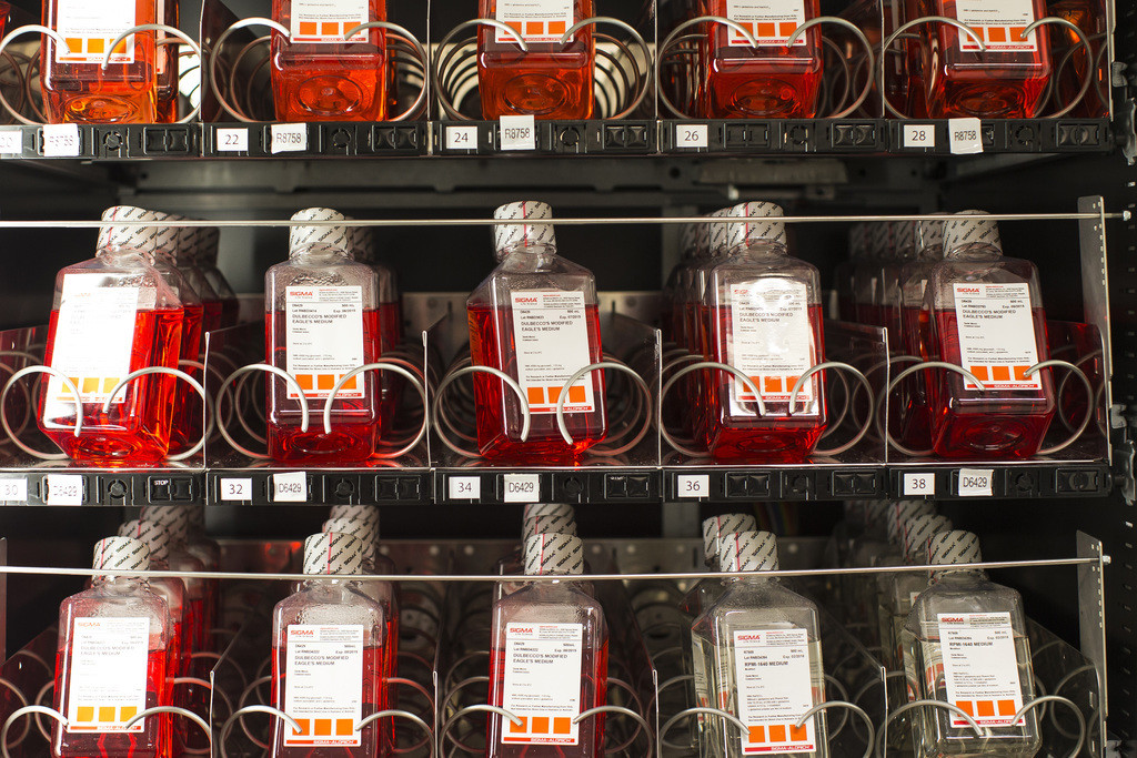 Vijf manieren waarop de farmaceutische industrie haar macht misbruikt