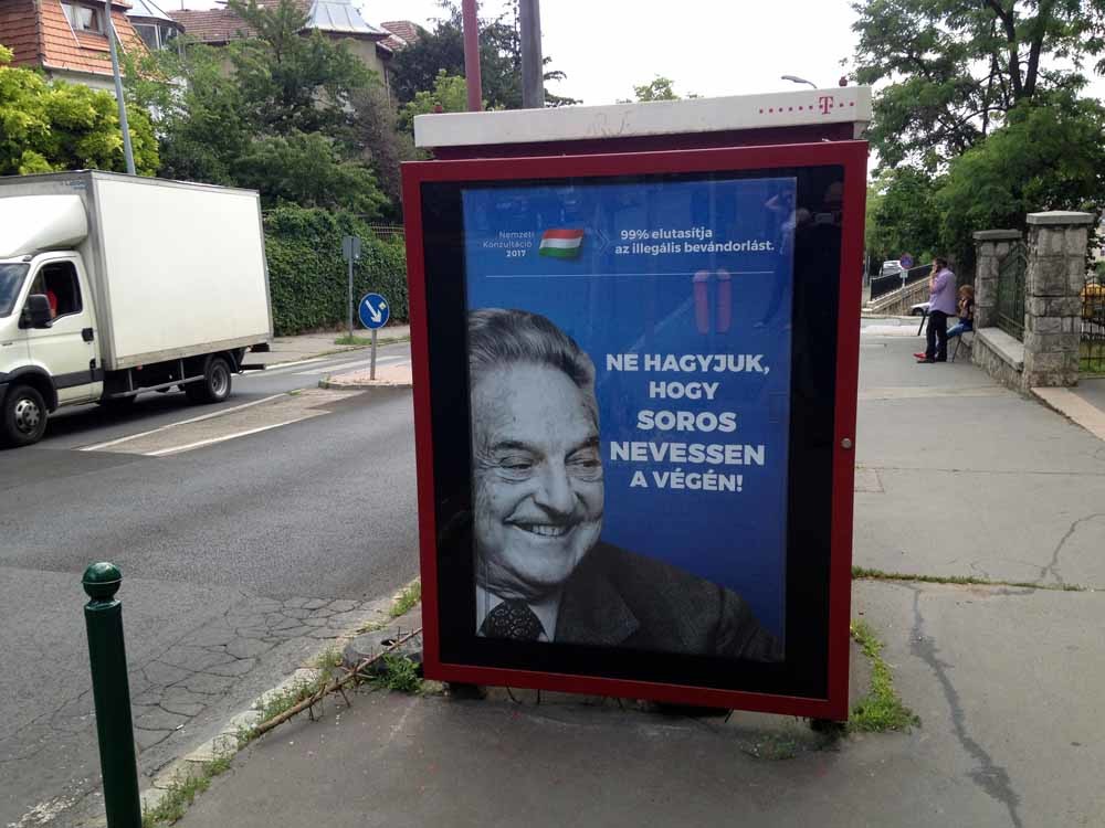 Orbáns oorlog tegen Soros wordt steeds absurder