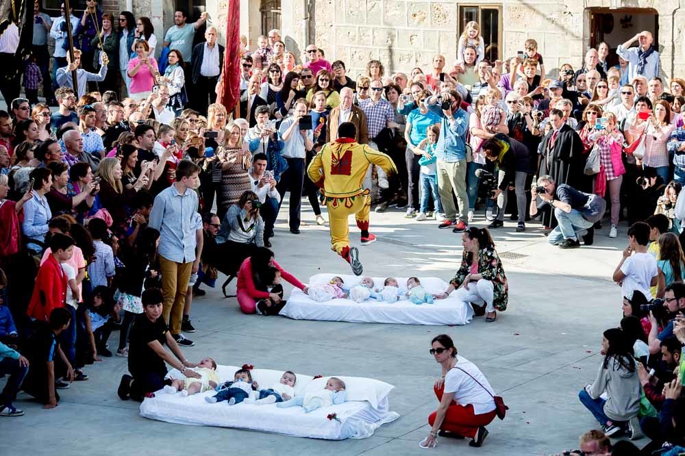 wereldbeeld babyspringen