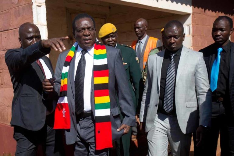 De geest van Mugabe waart nog rond in Zimbabwe
