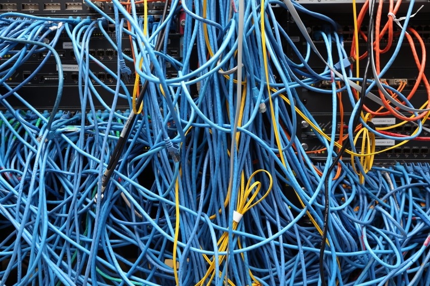 moet het internet genationaliseerd worden