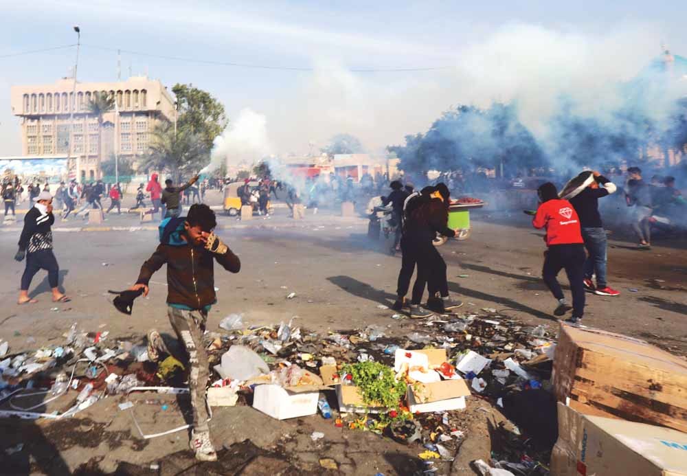 Iraakse sjiieten keren zich tegen hun pro-Iraanse leider Iraakse sjiieten keren zich tegen hun pro-Iraanse leider