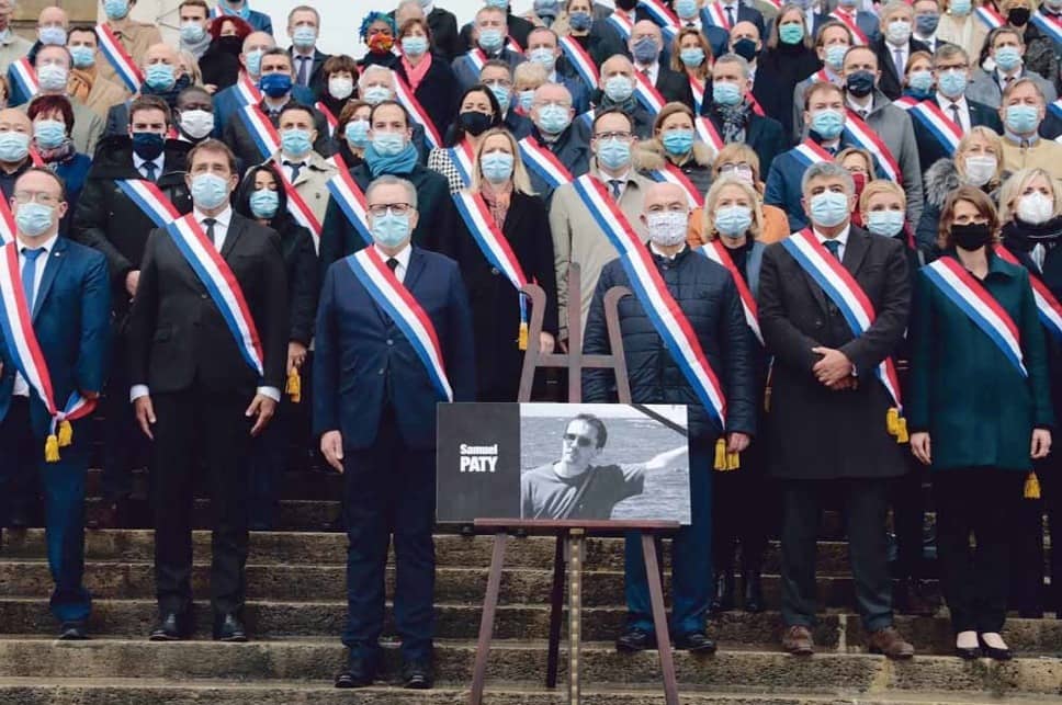 Voeg de daad bij het woord, meneer Macron