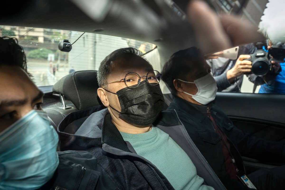Massa-arrestaties in Hongkong draaien democratie de nek om Massa-arrestaties in Hongkong draaien democratie de nek om