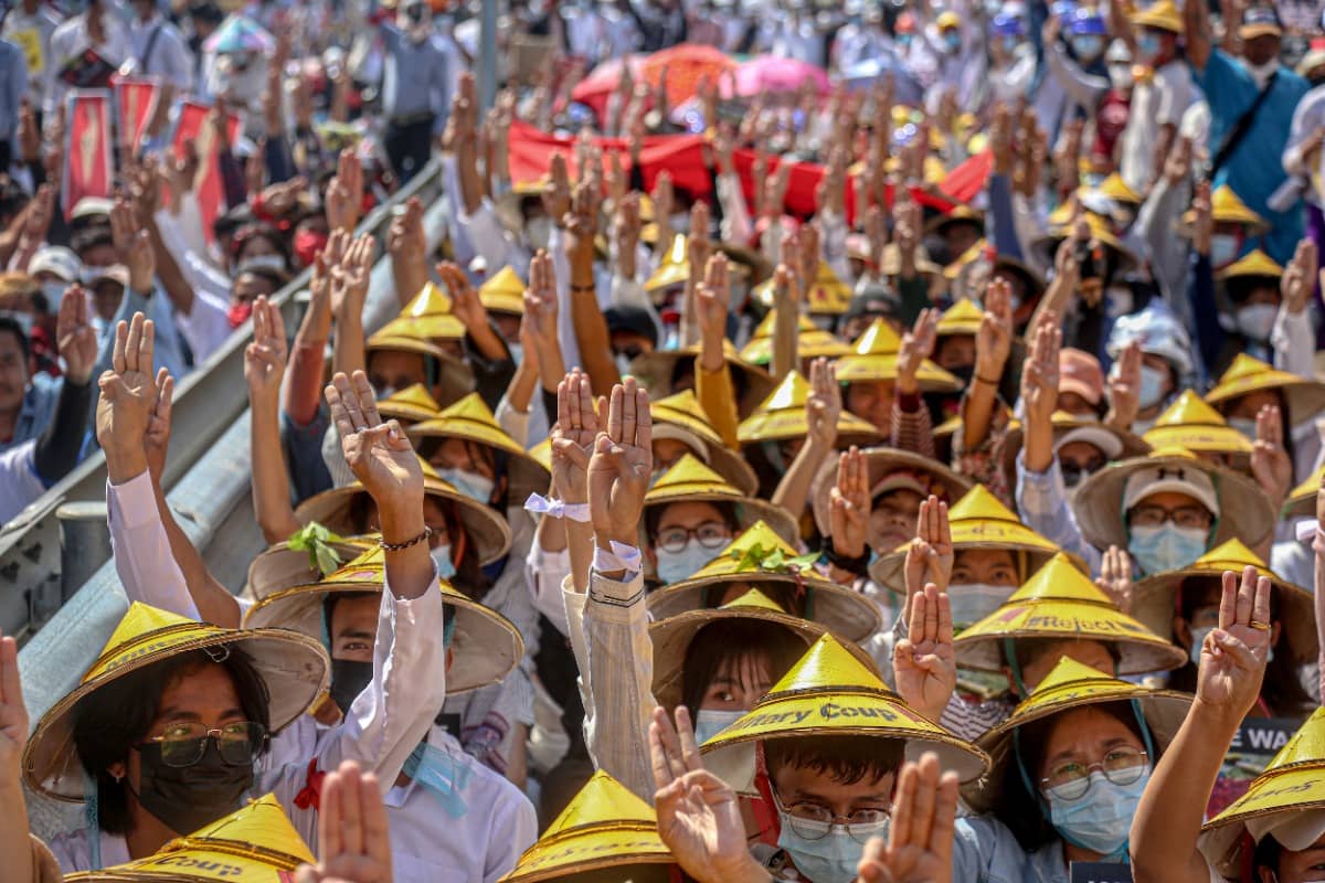 75 doden bij gevangenisrellen in Ecuador | Is er een oplossing voor Myanmar?