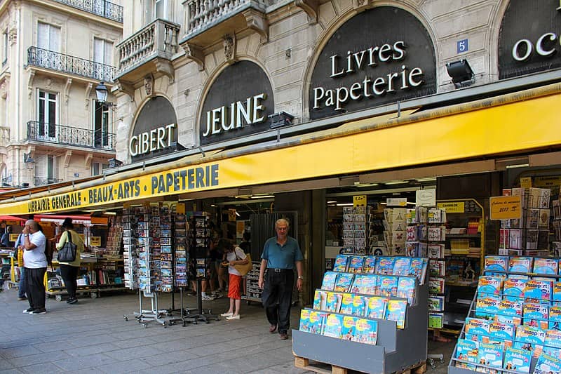 800px Gibert Jeune Paris V Librairie Générale Paris 18 July 2017