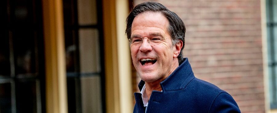 ‘De Nederlandse kiezer heeft de “zuinige” Mark Rutte beloond’ ‘De Nederlandse kiezer heeft de “zuinige” Mark Rutte beloond’
