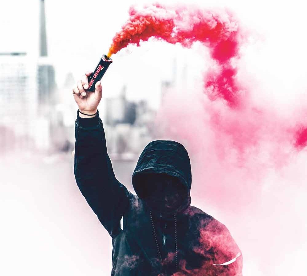 Waarom protesten juist in rijke steden ontstaan