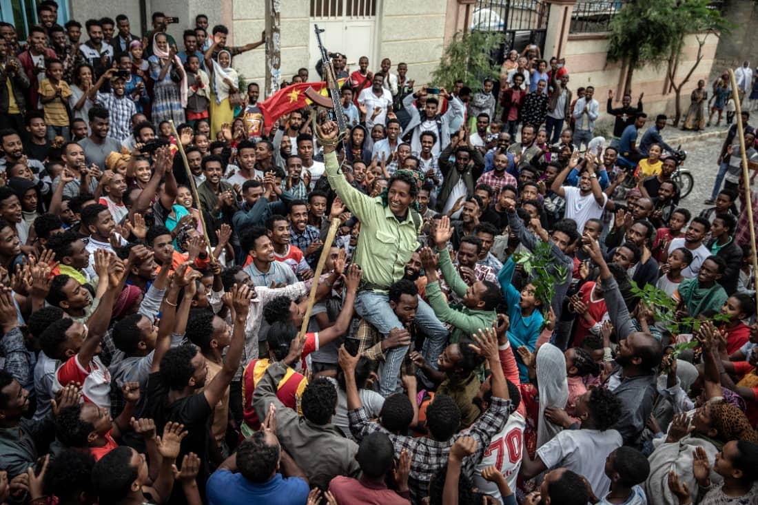 Rebellen nemen hoofdstad Tigray in | 48 graden in Siberië