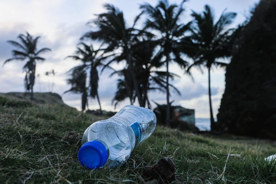 Microplastics zijn overal & Meer tips brian yurasits k5MJm3U07SA unsplash 1