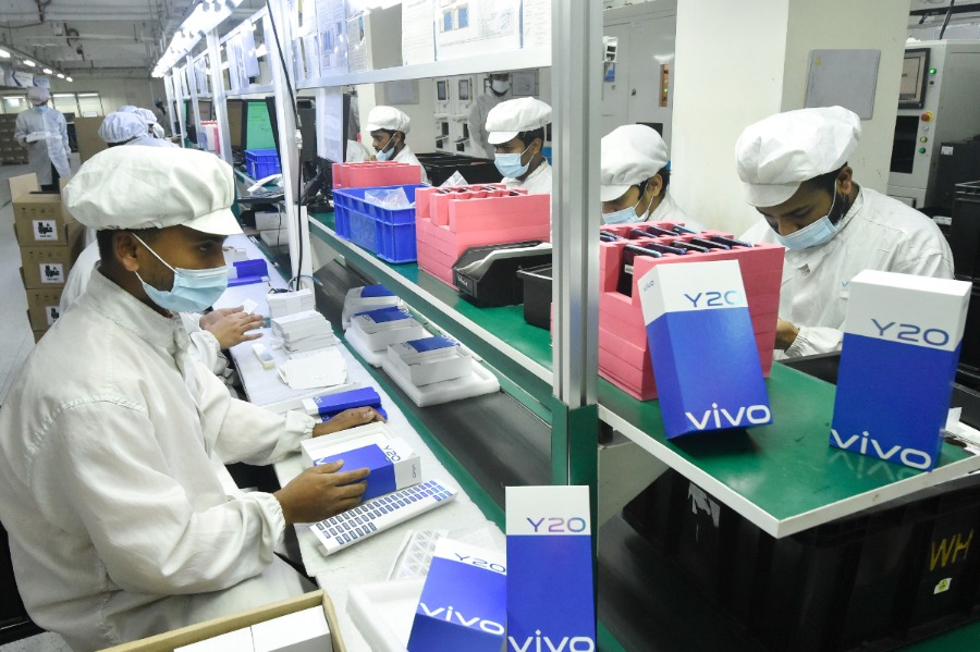 ‘Made in Bagladesh’ zorgt voor booming telefoonbusiness