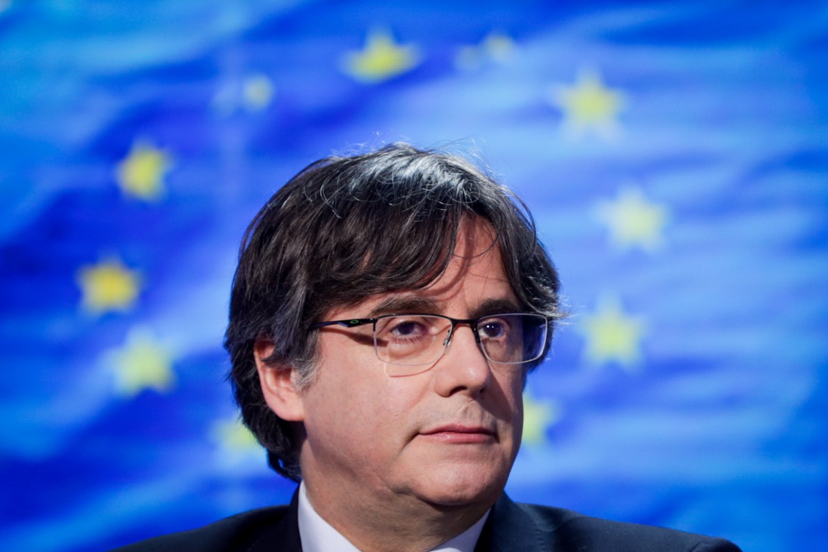 Catalaanse ex-premier gearresteerd in Italië | Dubbel zoveel CO2 door vlees