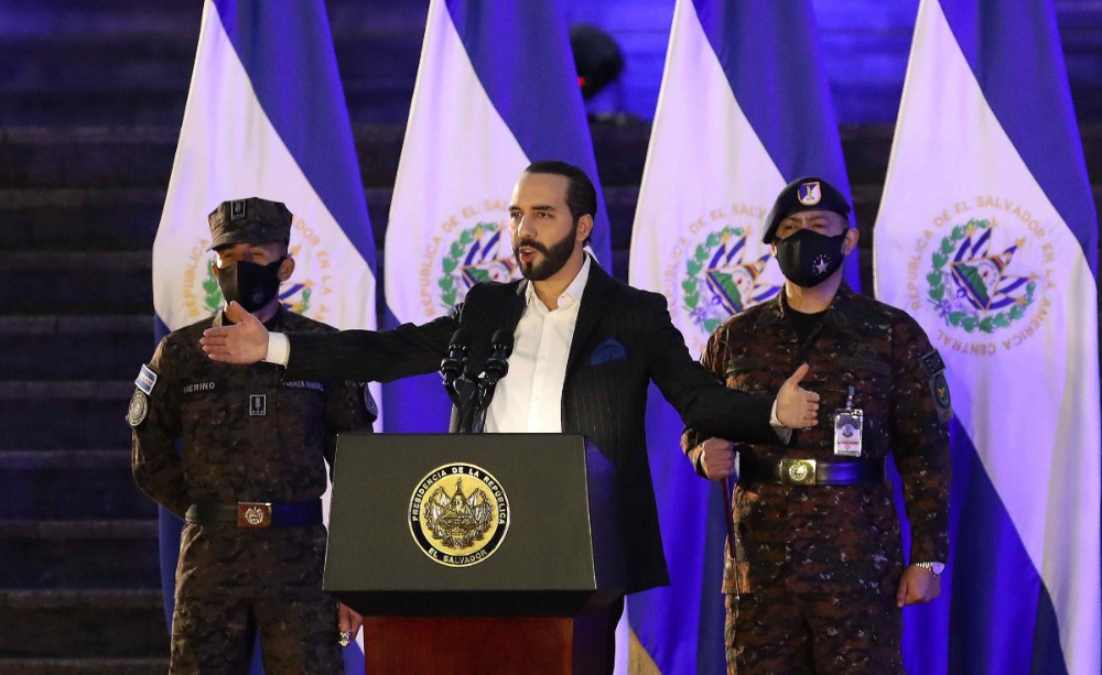 De harde hand van Nayib Bukele krijgt steeds meer Latijns-Amerikaanse bewonderaars