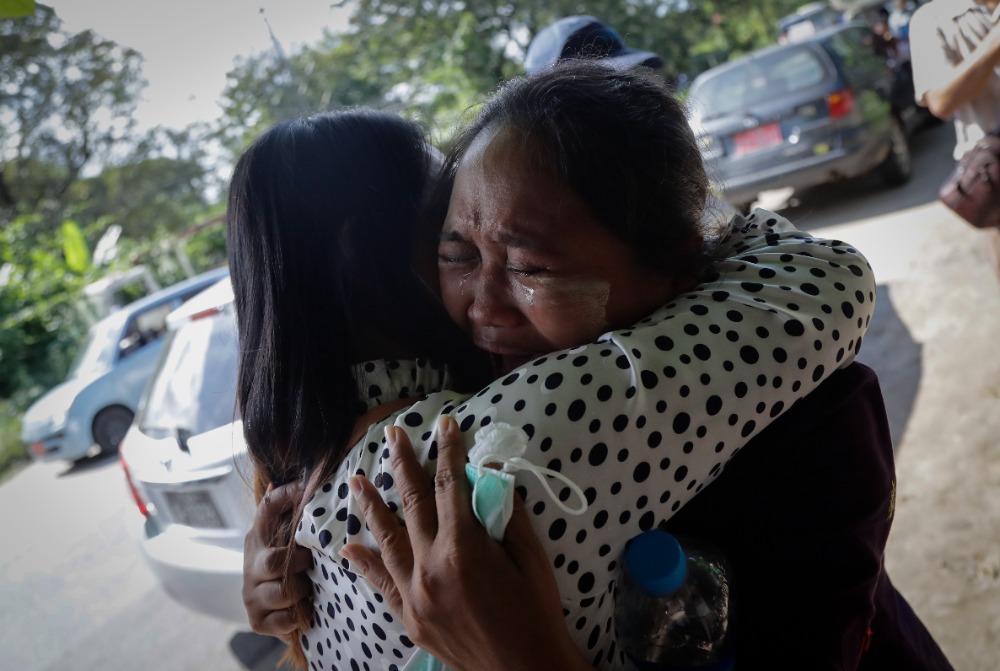 Vreugdetranen in Myanmar na vrijlating van 5000 gevangenen