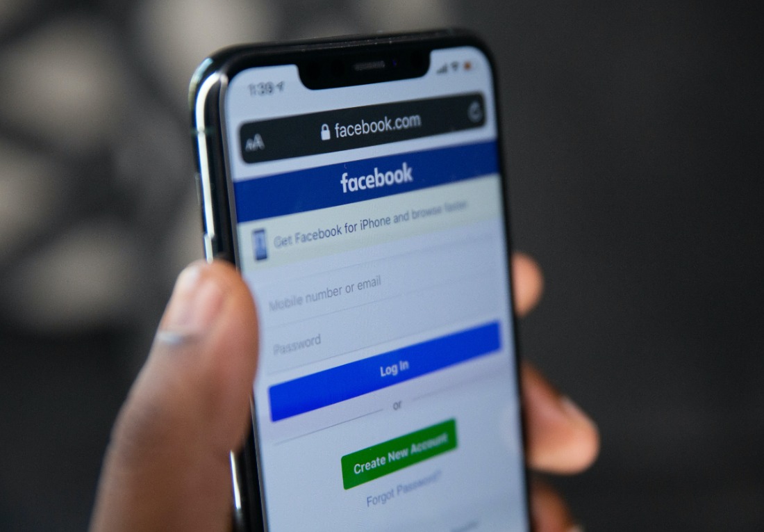 Adverteerders roepen op tot boycot van Facebook