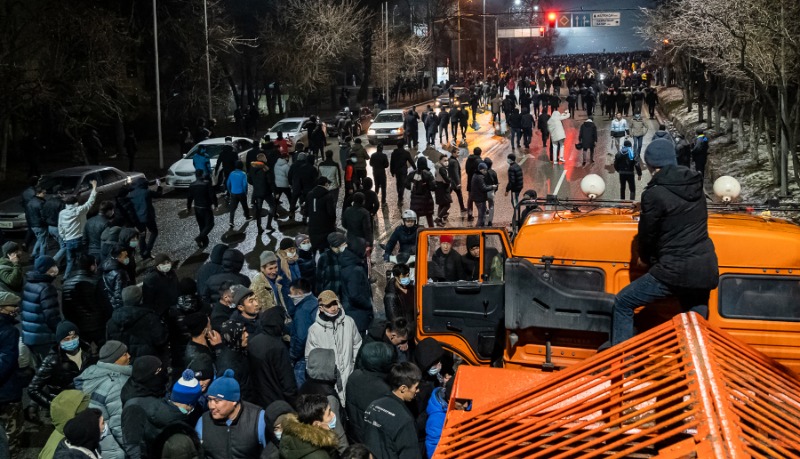 Kazachstan: president ontslaat regering na ‘zeldzame’ protesten