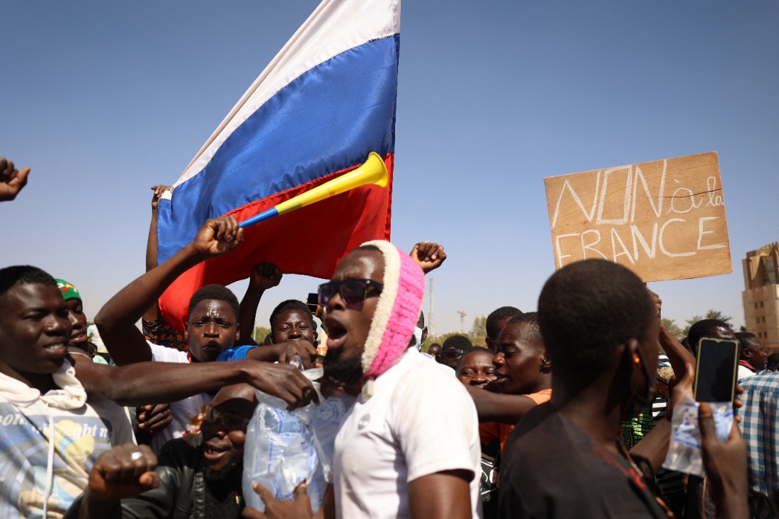 Na staatsgreep in Burkina Faso vragen demonstranten Rusland om hulp