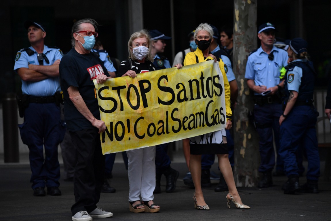 Australische oliebedrijf Santos verdrievoudigd winst door hoge brandstofprijzen