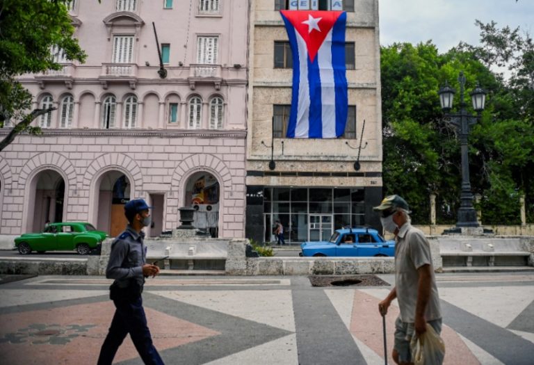 Spanje gaat humanitaire hulp aan Cuba verlenen, maar geen olie