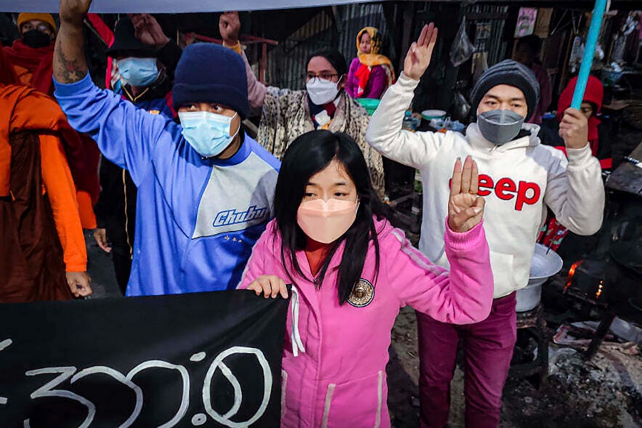 Myanmarese junta dreigt met doodstraf voor stakers