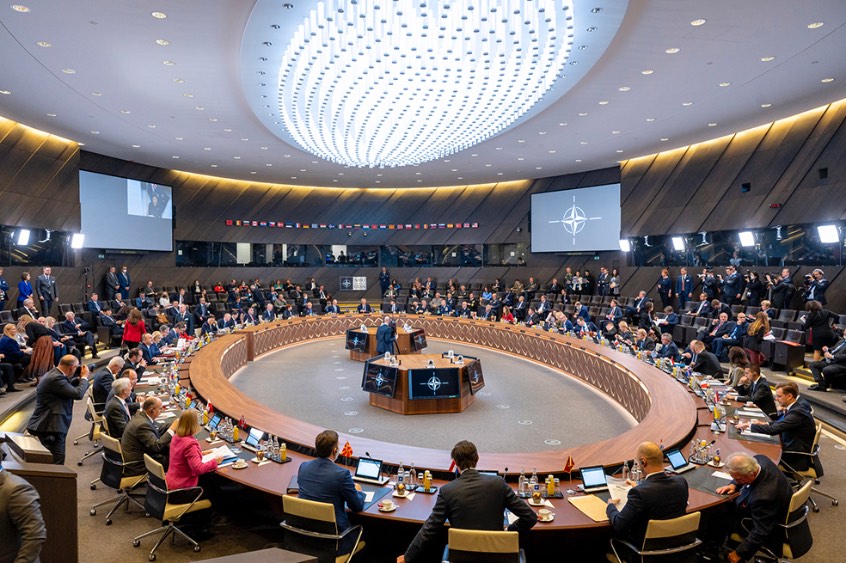 Westplaining: hoe linkse opiniemakers het verhaal van het Kremlin overnemen
