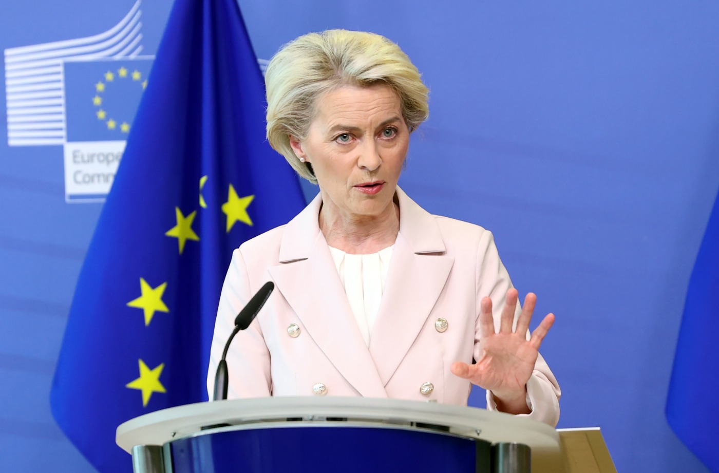 Von der Leyen: ‘De EU steunt de demonstranten in Iran volledig’