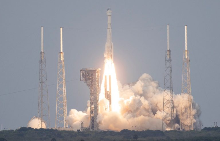 NASA-sonde gaat onderzoek doen naar leven op een maan van Jupiter