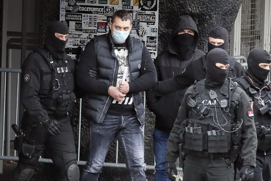 Barbaren van de Balkan: hoe drugsbazen in Servië martelen op Mexicaanse wijze