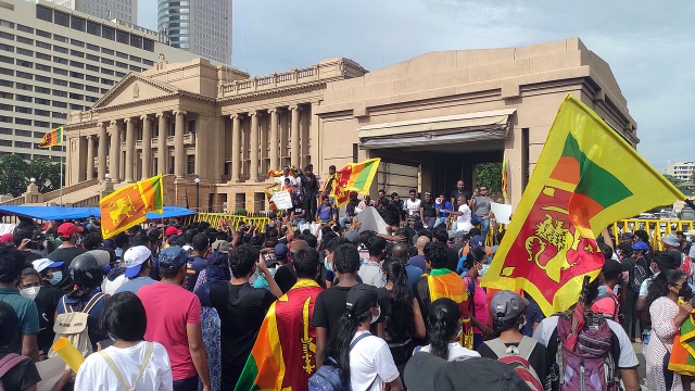 Sri Lankanen richten protestdorp op waar religies vreedzaam samenleven