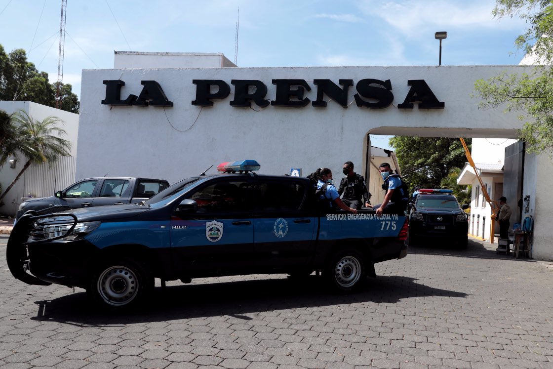 Redactie La Prensa gedwongen Nicaragua te verlaten wegens vervolging door regime Ortega Redactie La Prensa gedwongen Nicaragua te verlaten wegens vervolging door regime Ortega