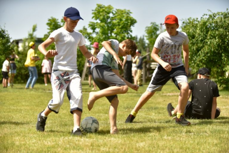 Deze Oekraïense kinderen gaan ‘gewoon’ op zomerkamp