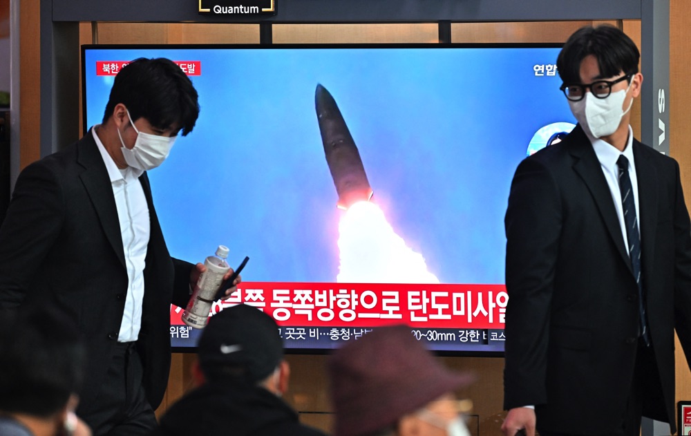 Noord-Korea vuurt weer ballistische raket af, maar lancering mislukt