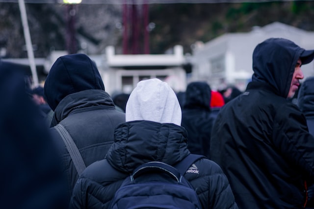640 euro voor een hiv-diagnose: Russen kopen vrijstelling van militaire dienst op Telegram￼