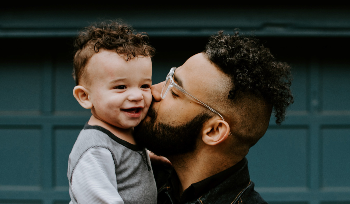 Maak kennis met de ‘soft daddy’. Hoe gendernormen in animatieseries aan de kaak worden gesteld