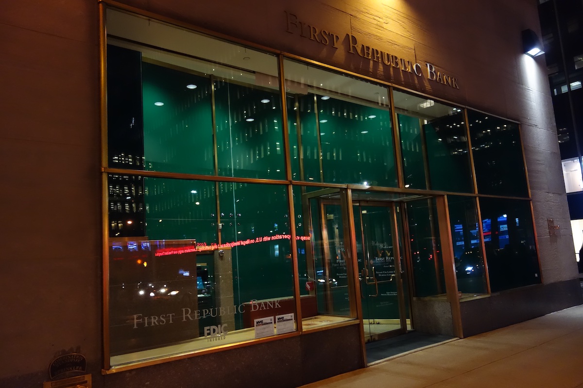 Wall Streets grootste banken redden First Republic Bank