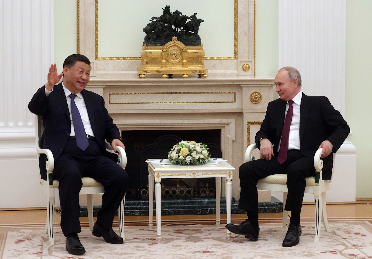 Xi en Poetin bespreken Chinees vredesplan voor oorlog in Oekraïne