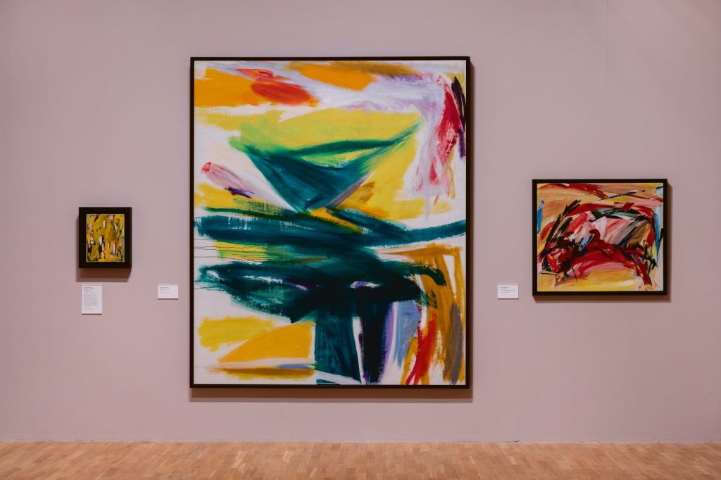 Een tentoonstelling met uitsluitend vrouwen DSC4658HR