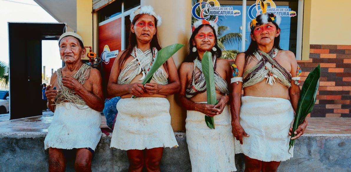 In de Ecuadoraanse Amazone voeren de bewoners een lange strijd tegen oliewinning