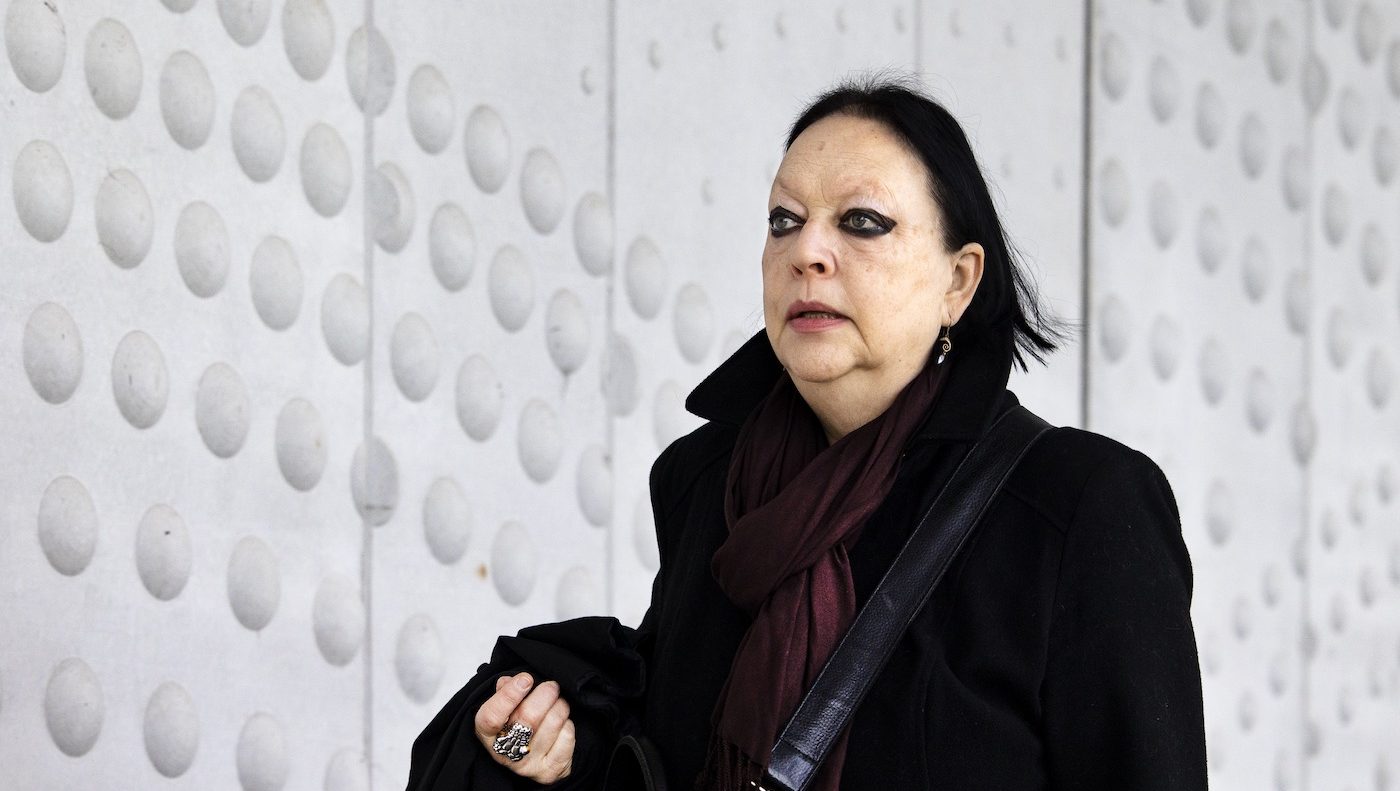 Süddeutsche Zeitung over Inez Weski: ‘De macht van Taghi lijkt nog niet gebroken’