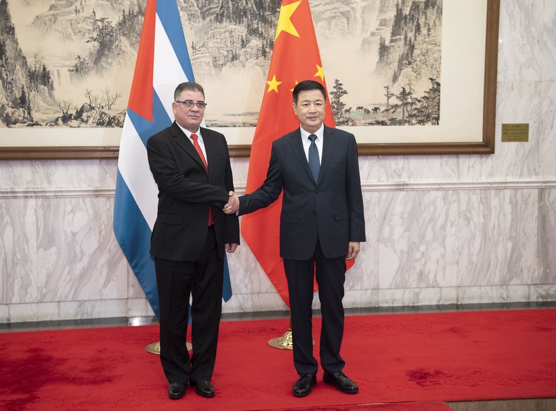 ‘China gaat een spionagebasis op Cuba bouwen’