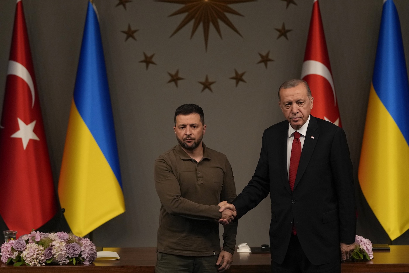 Erdogan: ‘Oekraïne verdient het om NAVO-lid te worden’