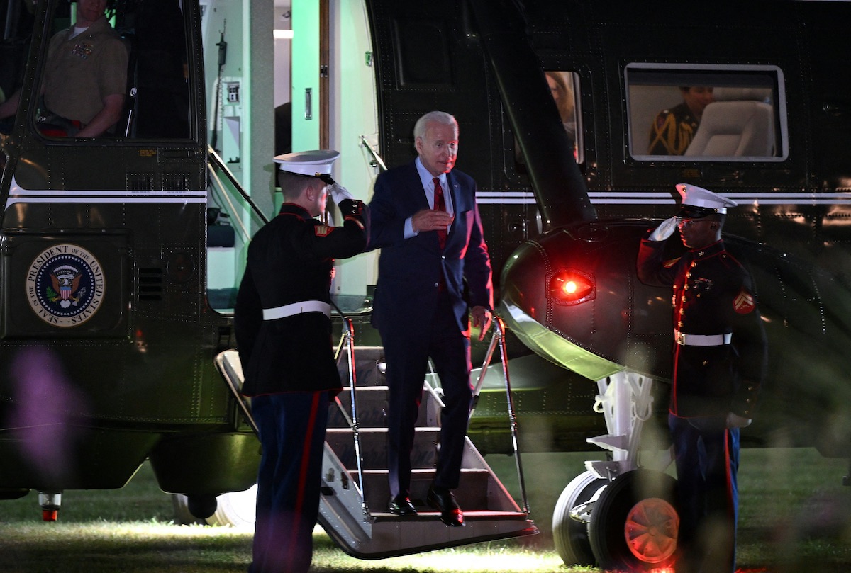 Joe Biden bezoekt Londen voordat hij doorreist naar NAVO-top in Vilnius