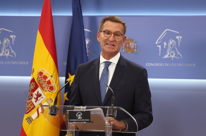 Spaanse koning wil dat conservatief Alberto Nuñez Feijóo regering vormt