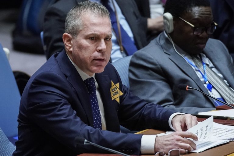 Kritiek op ambassadeur Israël bij de VN na dragen gele Davidster