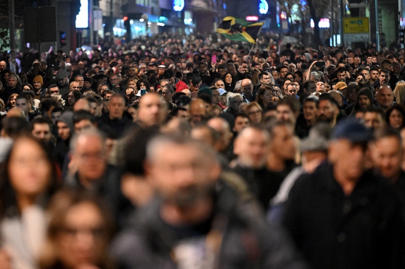 Tientallen arrestaties in Servië na protesten
