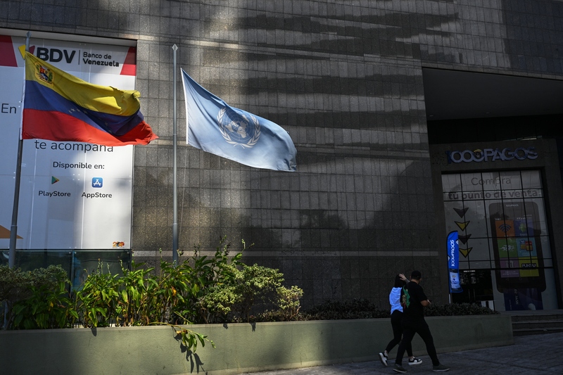 Venezuela looft 100.000 dollar uit voor gevangenneming van oppositielid Urrutia