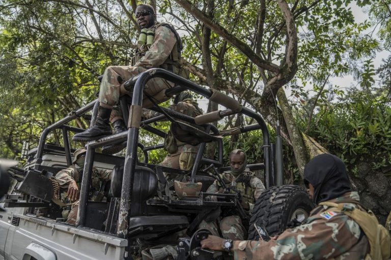 DR Congo: M23 wil mineralendeal sluiten met Donald Trump DR Congo: M23 wil mineralendeal sluiten met Donald Trump