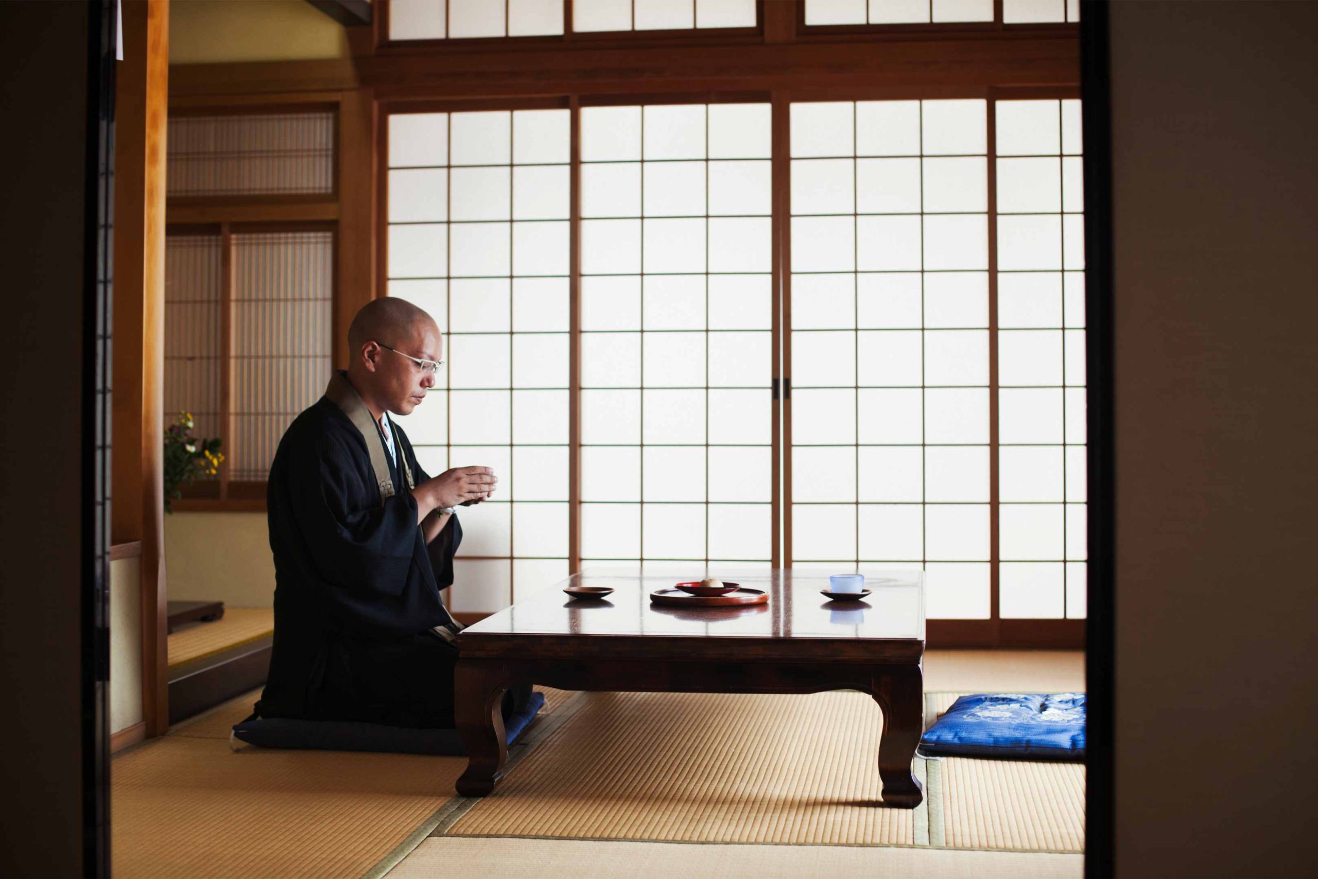 Zitten het nieuwe roken? Niet op z’n Japans