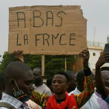 Niger geeft straten en monumenten met Franse namen een nieuwe naam