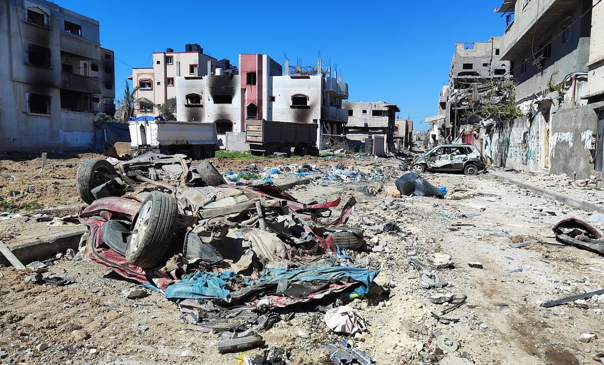 Ruim honderd doden nadat Israël noodhulpleveringen in Gaza beschiet